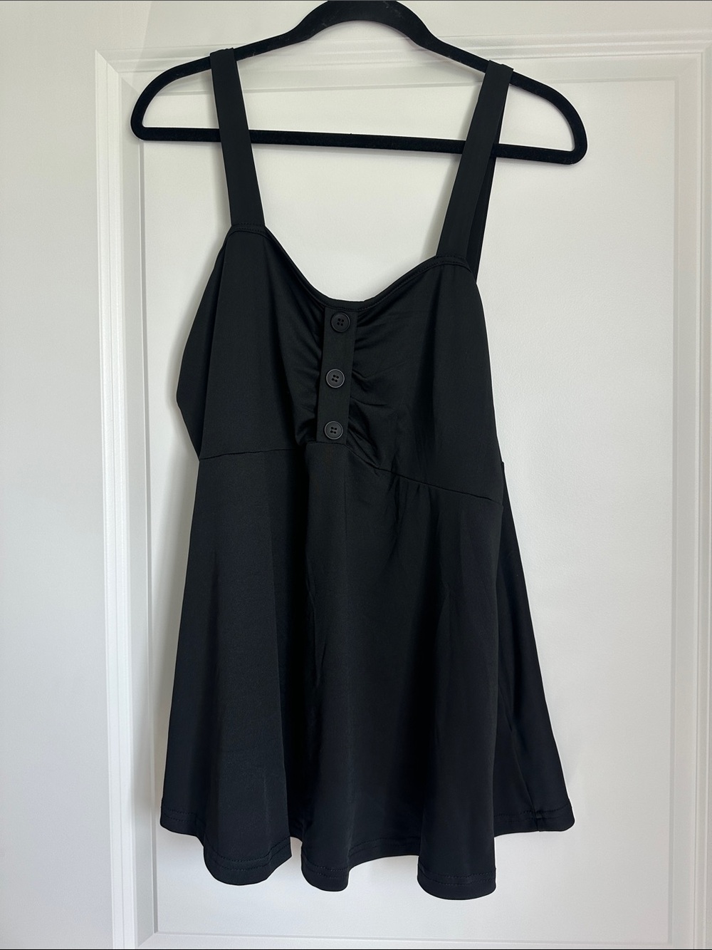 Source Unknown Black Button-Front Tank Top
